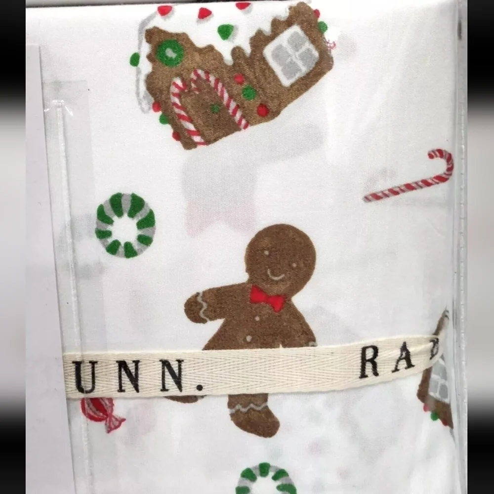 4 Piece Rae Dunn Gingerbread Christmas Queen Bed Sheet & Pillowcase Set New